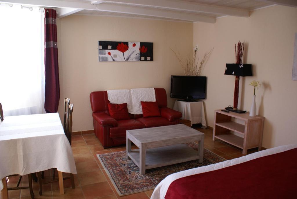 Les Romarins Bed and Breakfast Crestet Δωμάτιο φωτογραφία
